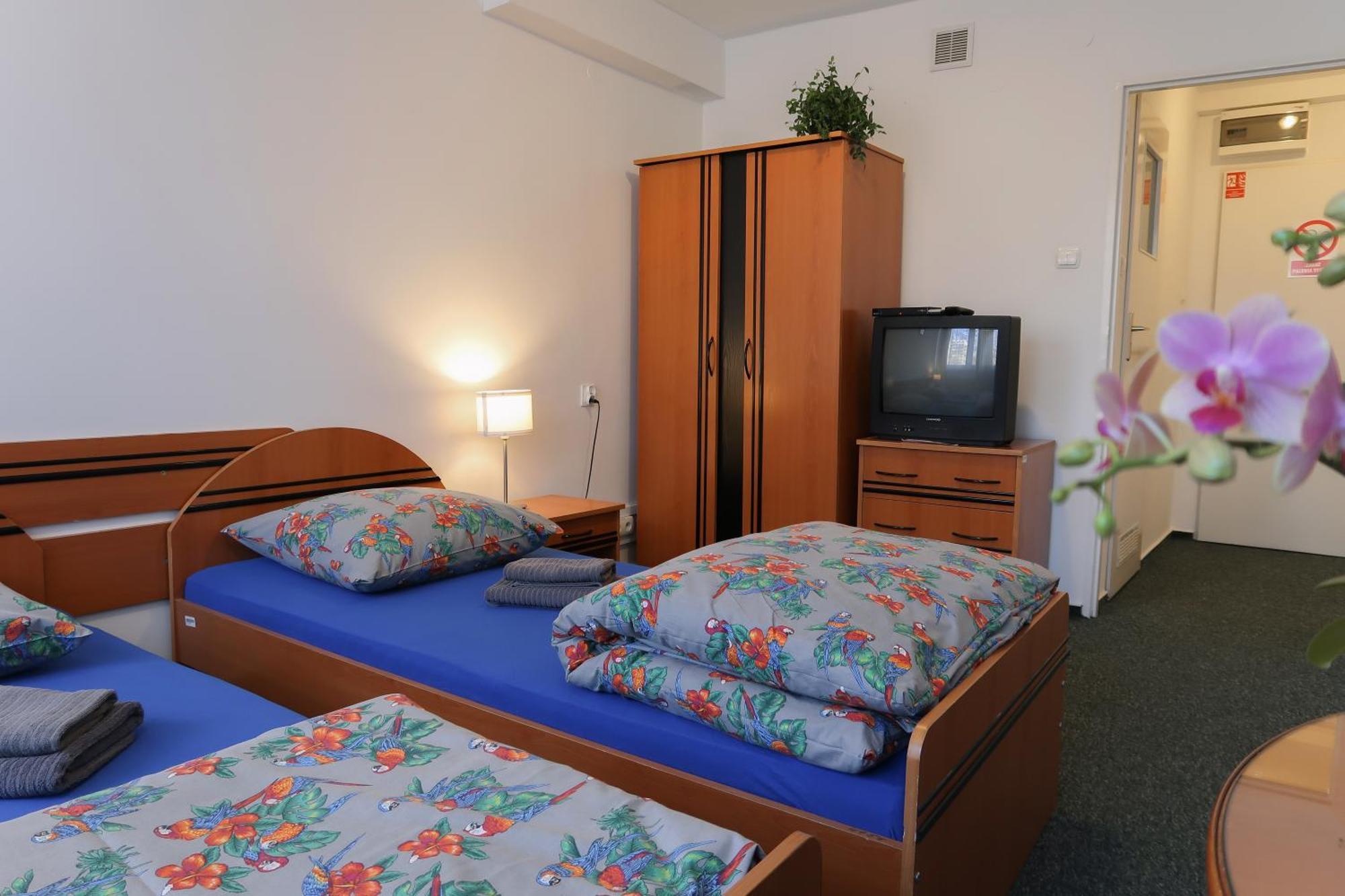 Albergue Dom Studencki Raj Breslavia Exterior foto