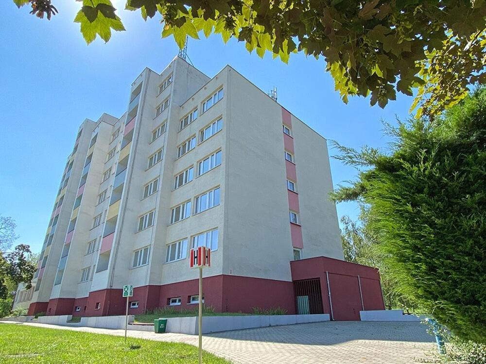 Albergue Dom Studencki Raj Breslavia Exterior foto
